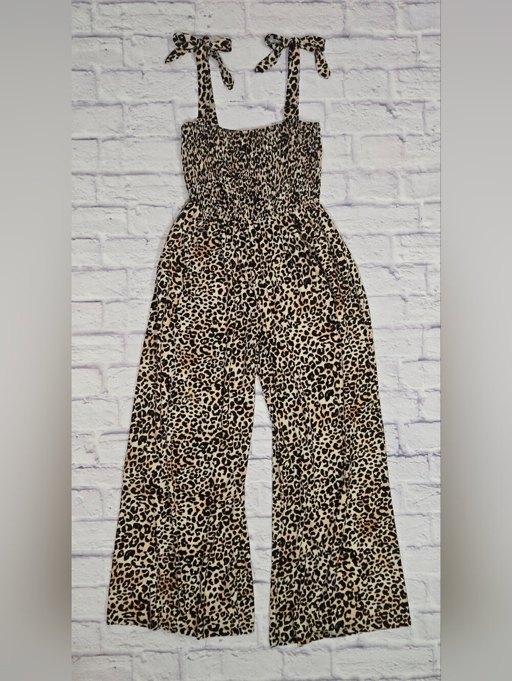Urban Heritage Leopard Print Wide Leg Jumpsuit Tie Strap Size Large - Picture 1 of 10
